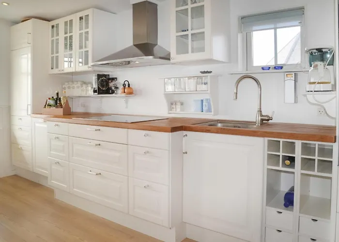 Σπίτι διακοπών Two-bedroom In V *