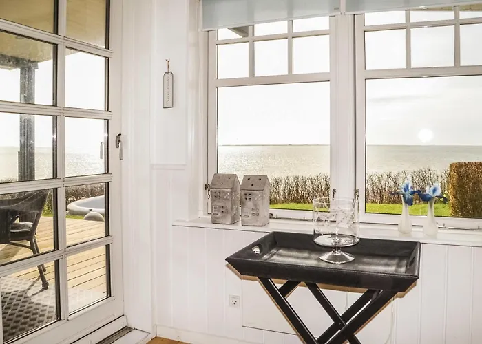 Σπίτι διακοπών Two-bedroom In V